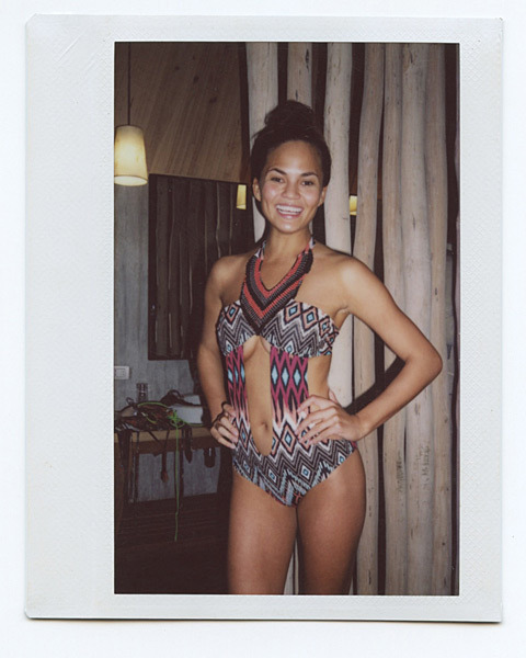 Chrissy_Teigen_--_Polaroids_SI_Swimsuit_015.jpg
