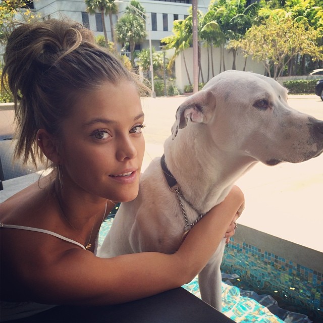 Nina_Agdal_--_Mix_Of_Social_Network_006.jpg