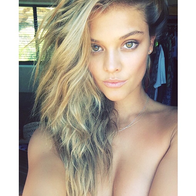 Nina_Agdal_--_Mix_Of_Social_Network_010.jpg