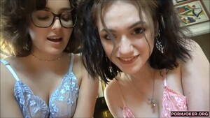 Permanent Link to Gracie Gates & Leana Lovings (Relax With Us) 2021 1080p
